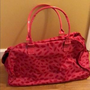 Hot pink leopard print travel bag!!